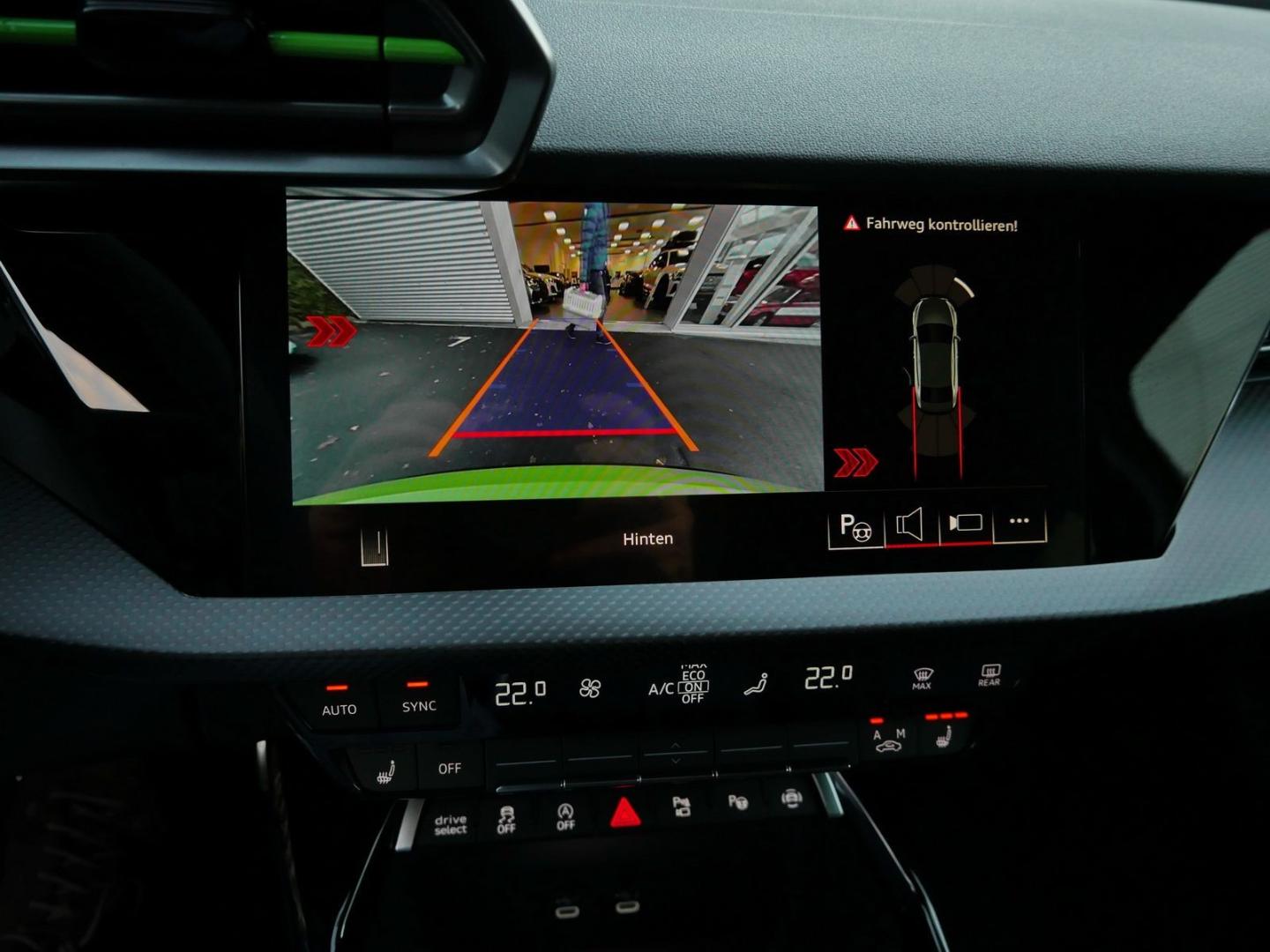 Image about Audi RS 3 Limousine TFSI quattro S tronic