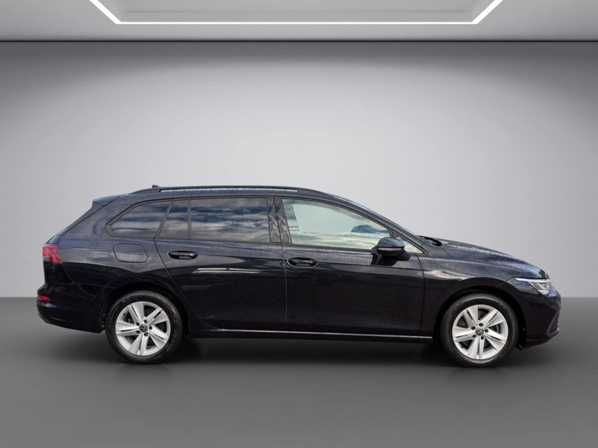 Volkswagen Golf Variant Life
