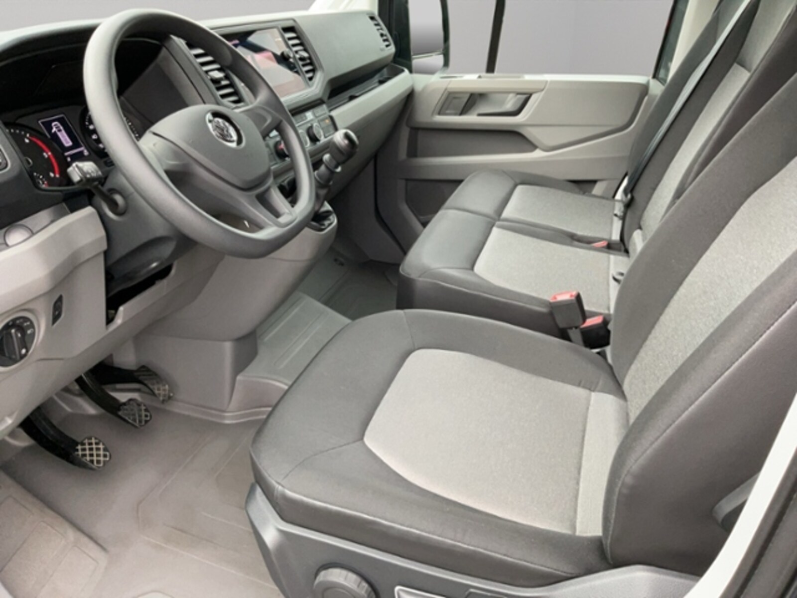 Volkswagen Crafter Kasten mittlerer Radstand – Bild 6