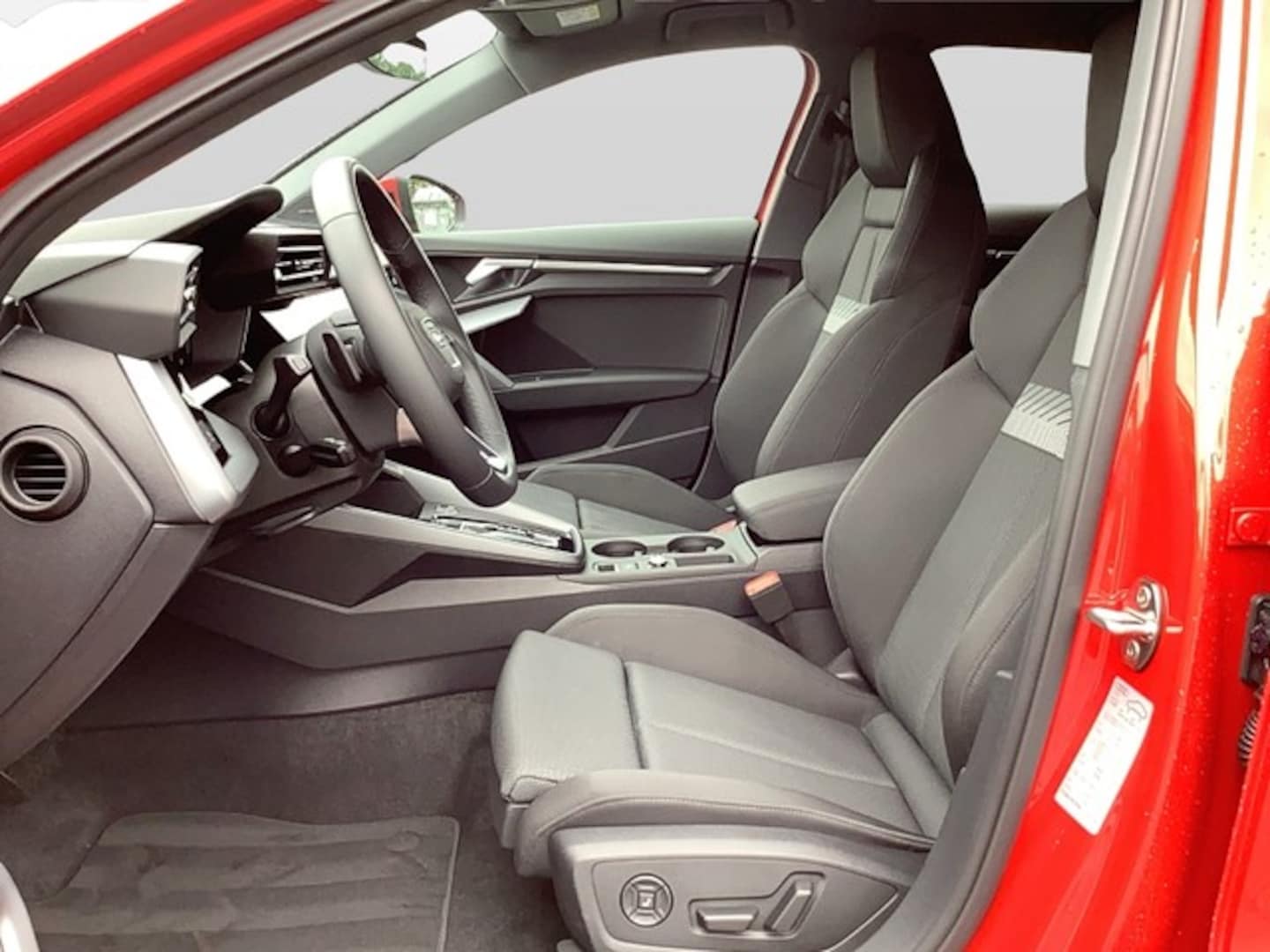 Bild über Audi A3 Sportback S line 35 TDI S tronic - für weitere Informationen kontaktieren Sie den Audi Partner
