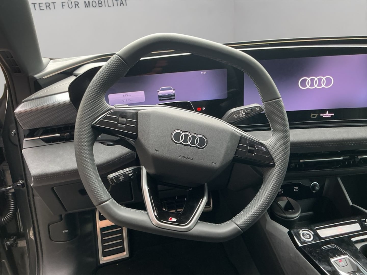 Bild über Audi A6 Avant e-tron S line business e-tron performance 270 kW - für weitere Informationen kontaktieren Sie den Audi Partner