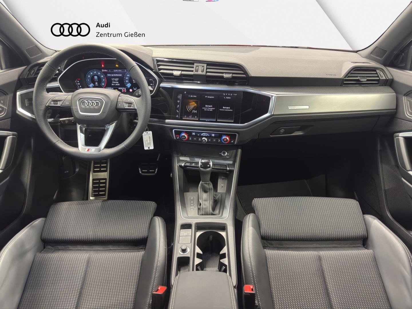 Bild über Audi Q3 Sportback S line 35 TFSI S tronic - für weitere Informationen kontaktieren Sie den Audi Partner