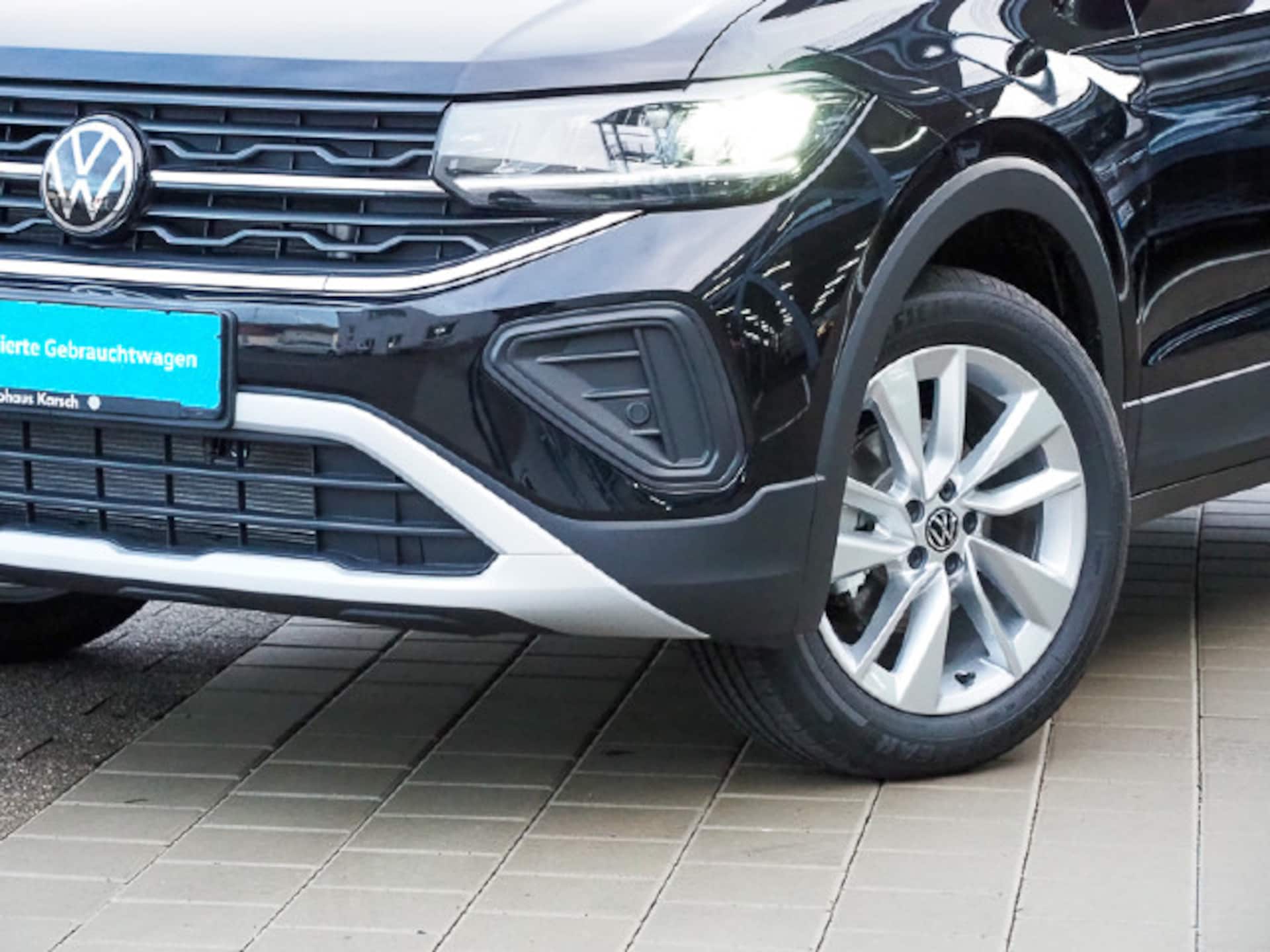 Volkswagen T-Cross Life