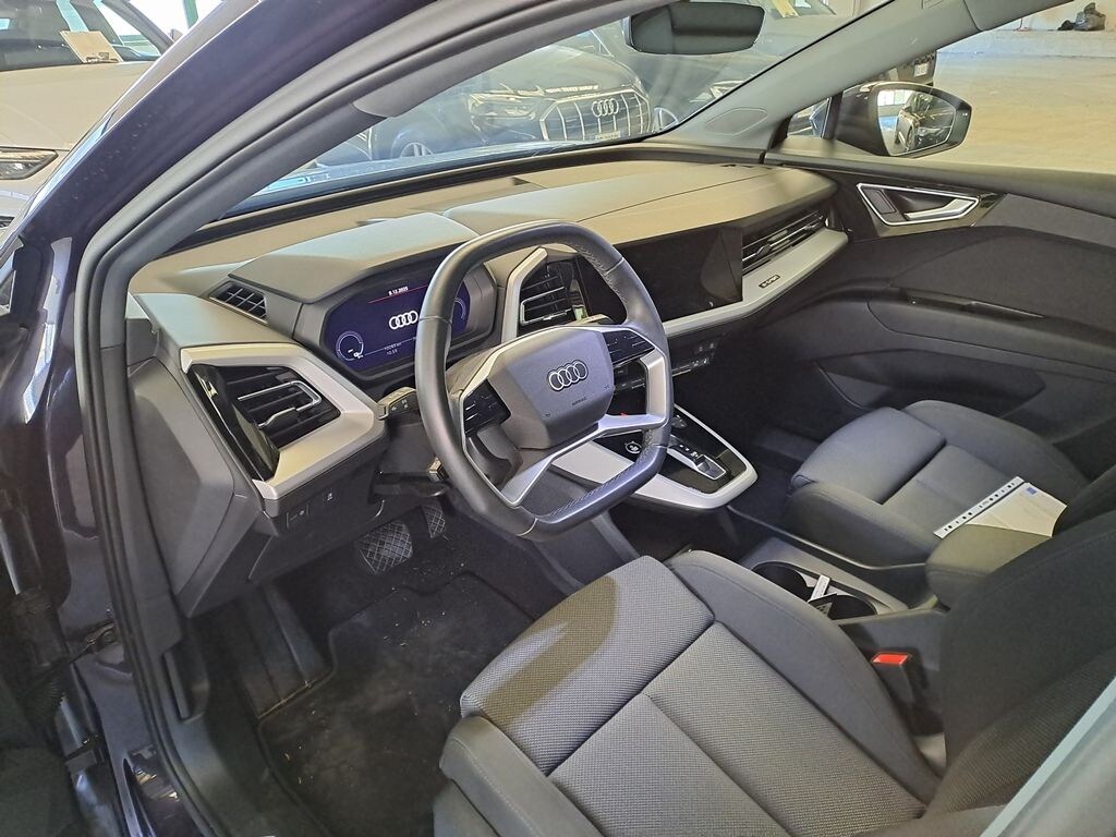 Bild über Audi Q4 e-tron 45 e-tron - für weitere Informationen kontaktieren Sie den Audi Partner