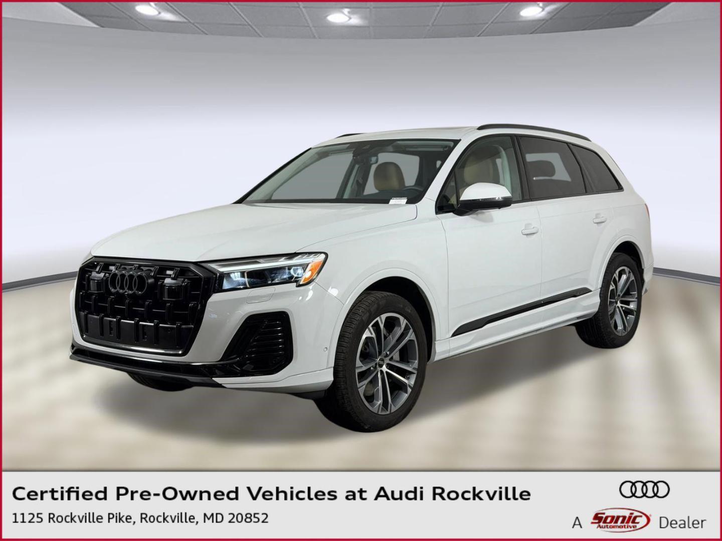 2025 Audi Q7 45 Premium quattro Tiptronic's photo