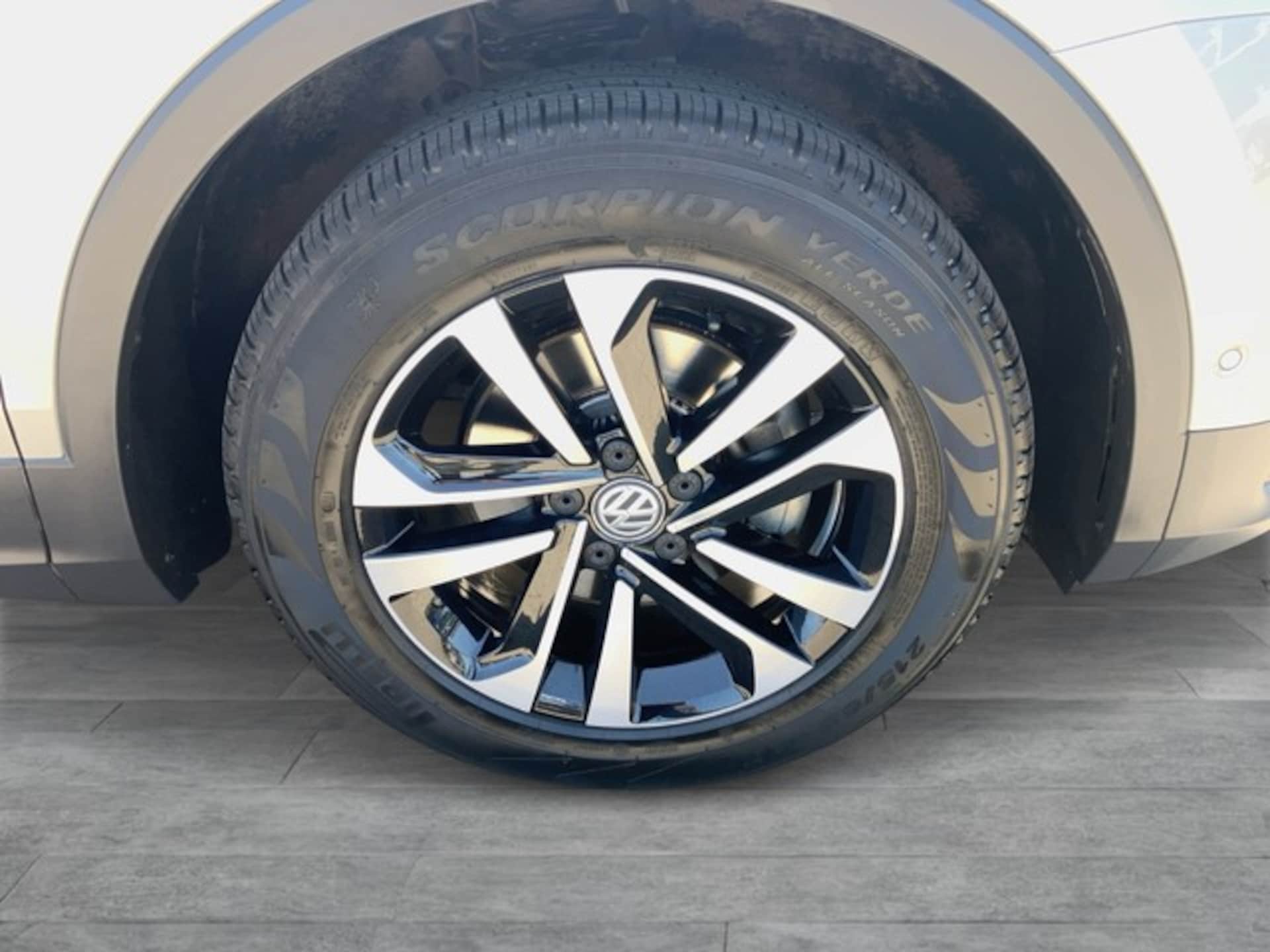 Volkswagen Tiguan IQ.DRIVE