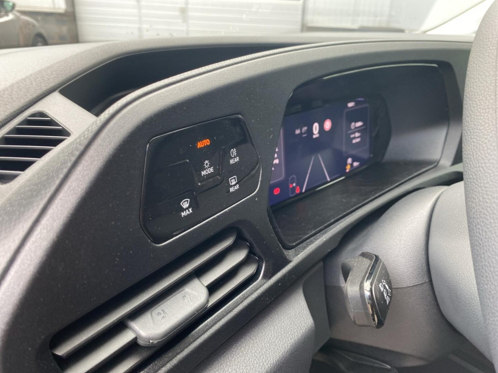 Volkswagen Caddy Maxi Cargo – Bild 15