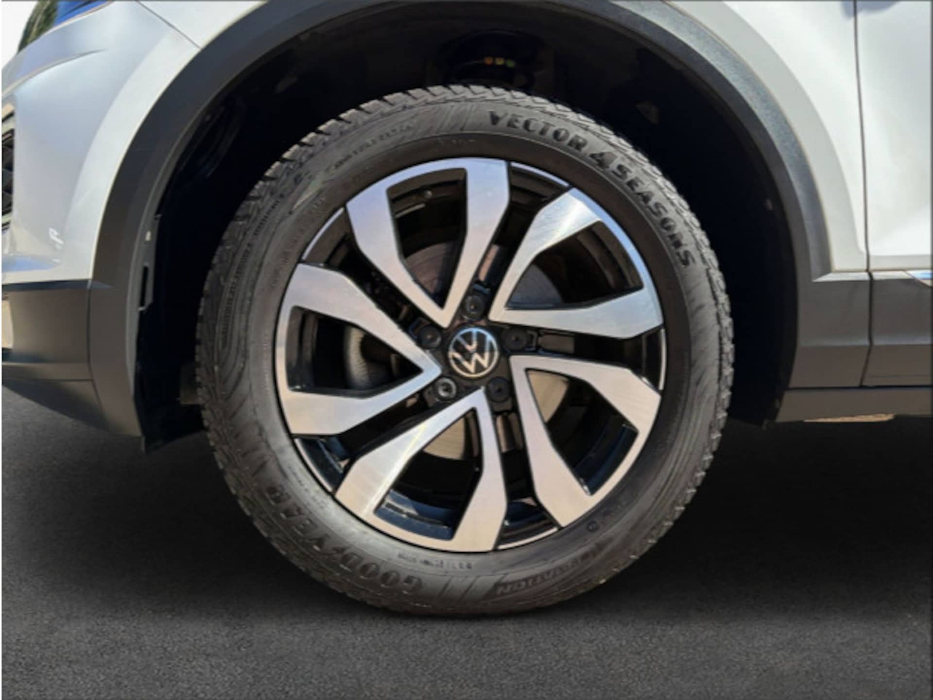 Volkswagen T-Roc Active