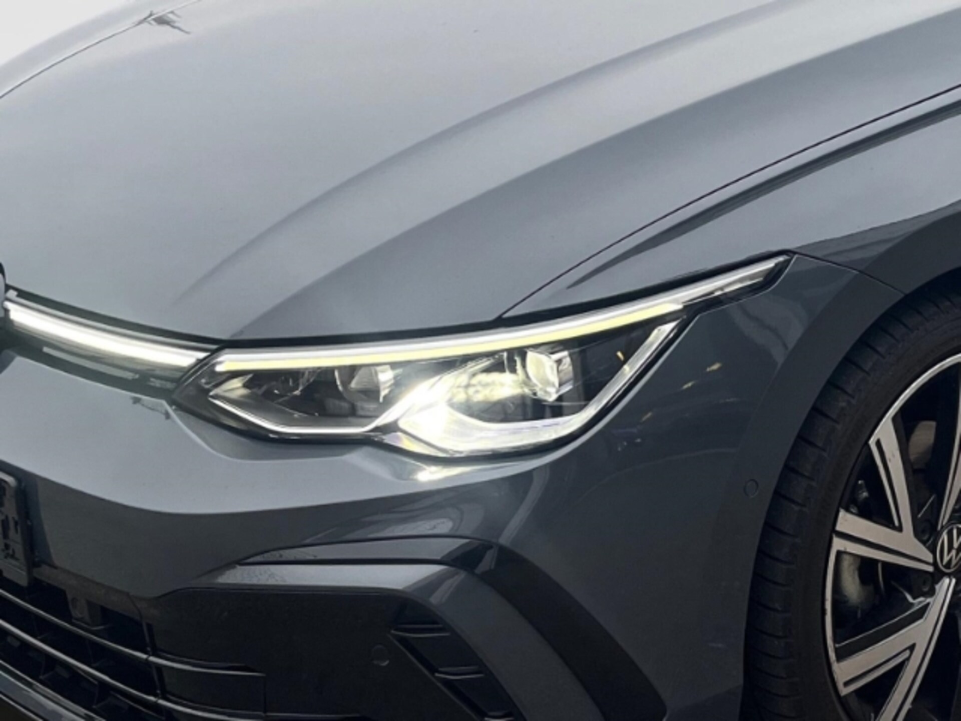 Volkswagen Golf R-Line