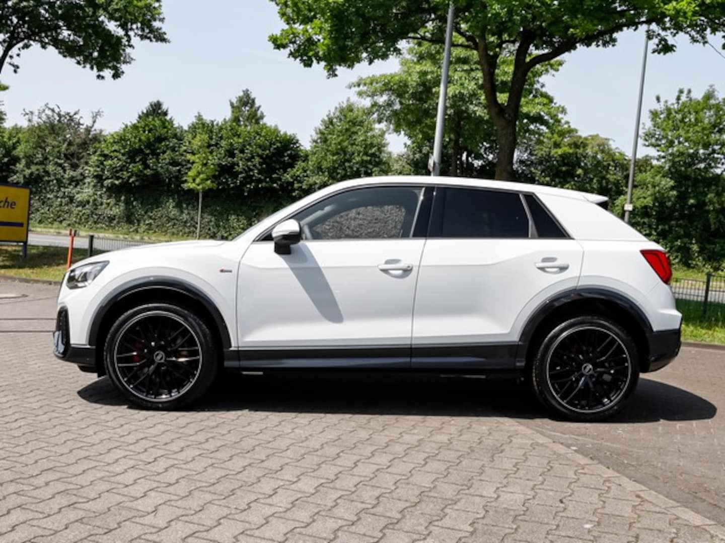 Bild über Audi Q2 S line 35 TFSI S tronic - für weitere Informationen kontaktieren Sie den Audi Partner