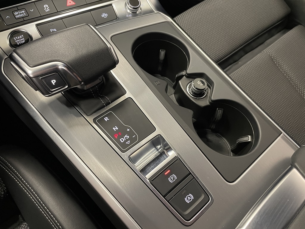 Bild som visar Audi A6 Avant A6 Avant 40 TDI quattro S line 204 hk S tronic - för mer information kontakta din Audi Partner