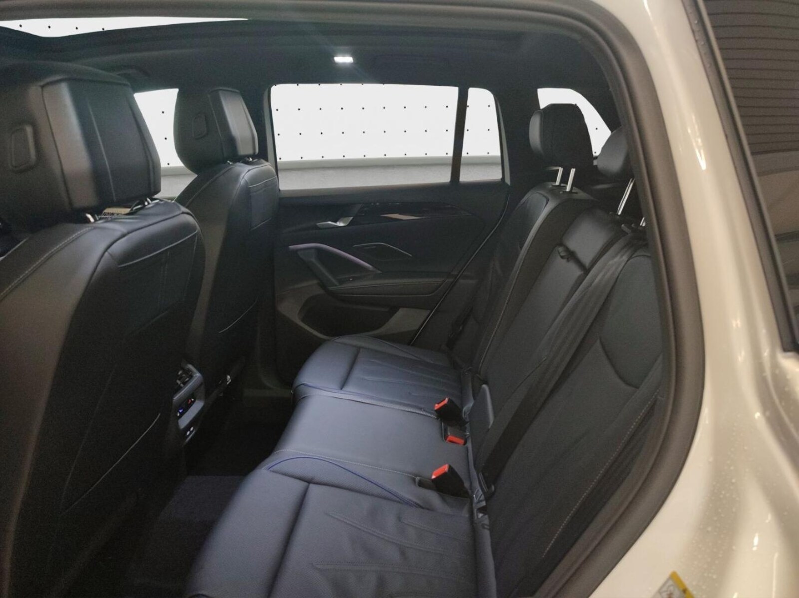 Volkswagen Tiguan – Bild 17