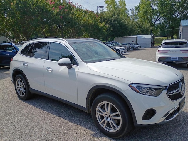 2023 Mercedes-Benz GLC 300