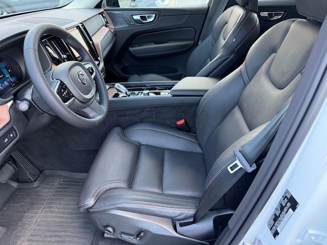 2024 Volvo XC60 Recharge Plug-In Hybrid