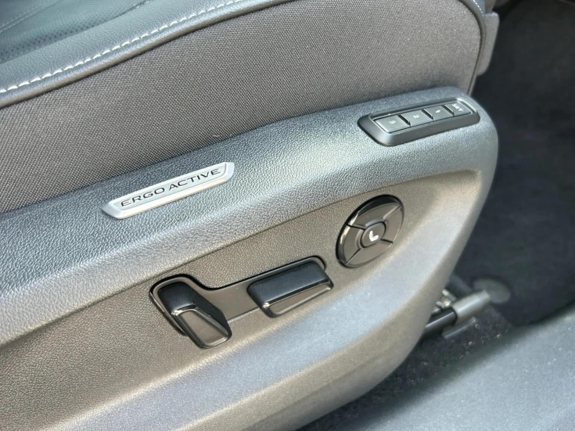 Volkswagen Tayron R-Line Plus