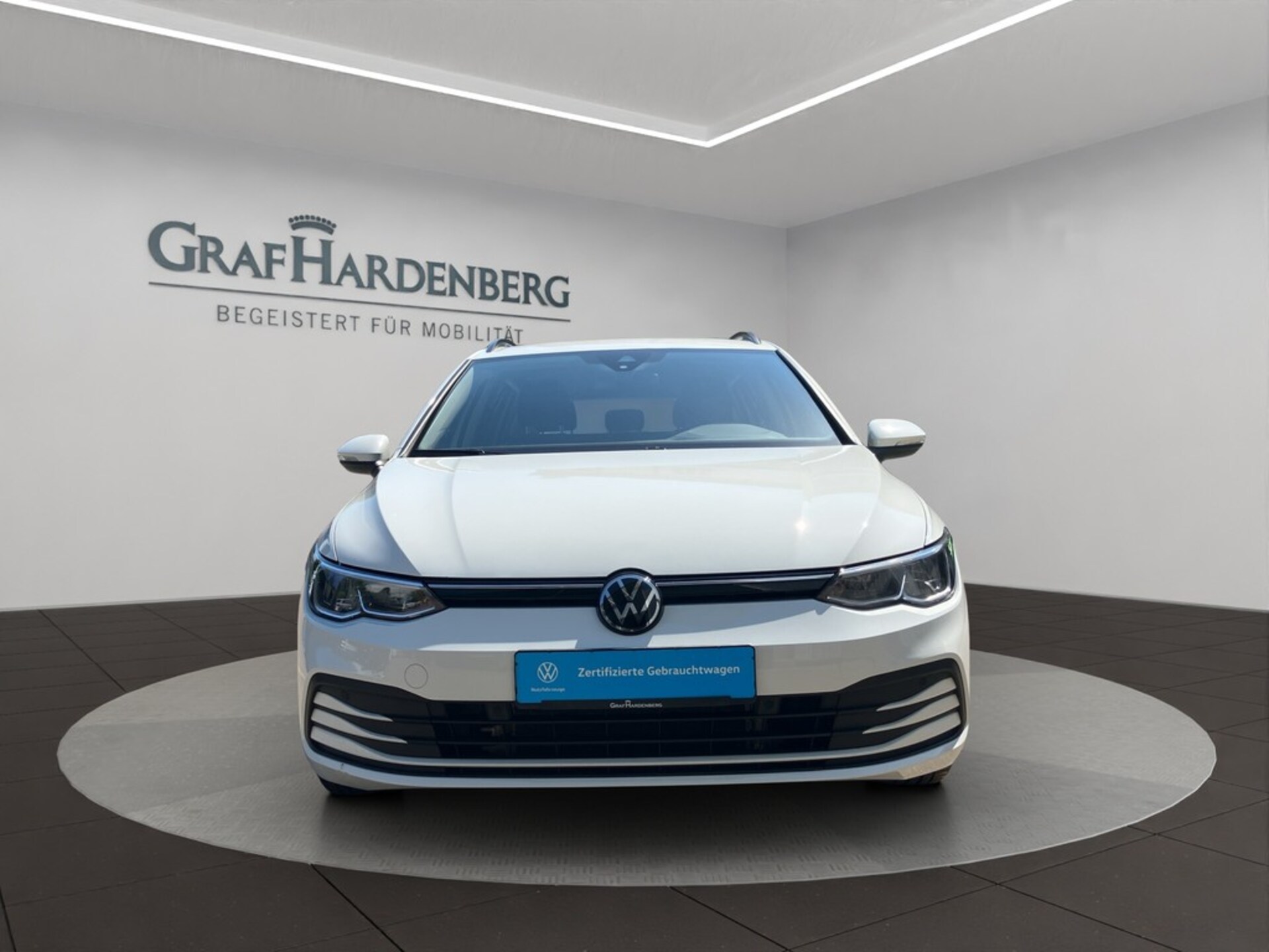 Volkswagen Golf Variant Life