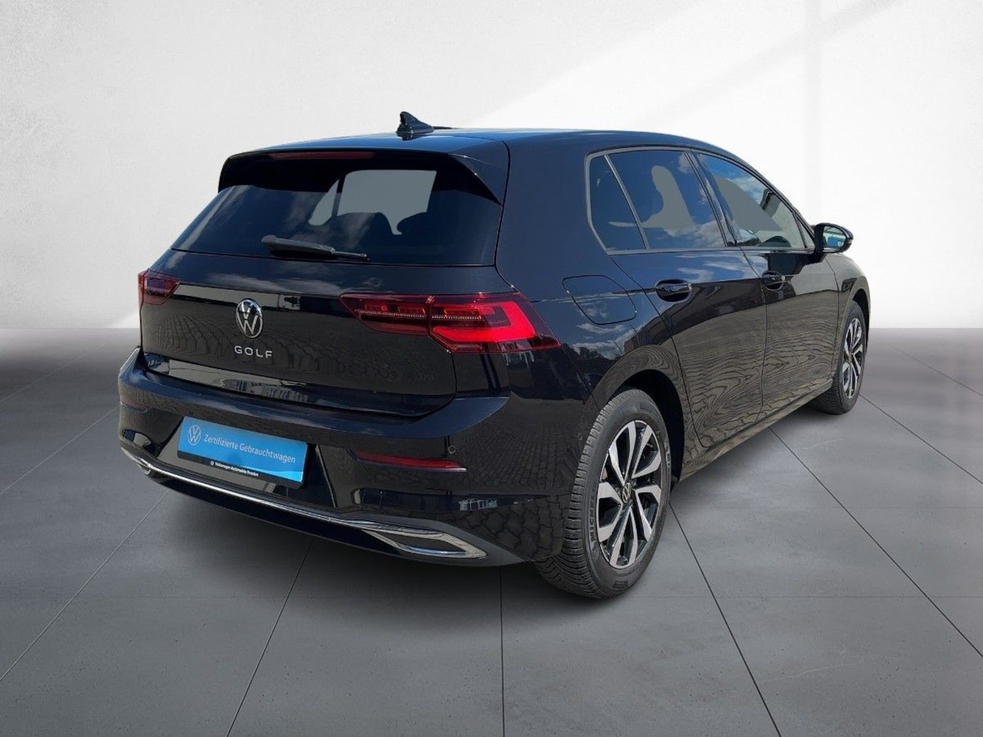 Volkswagen Golf Active