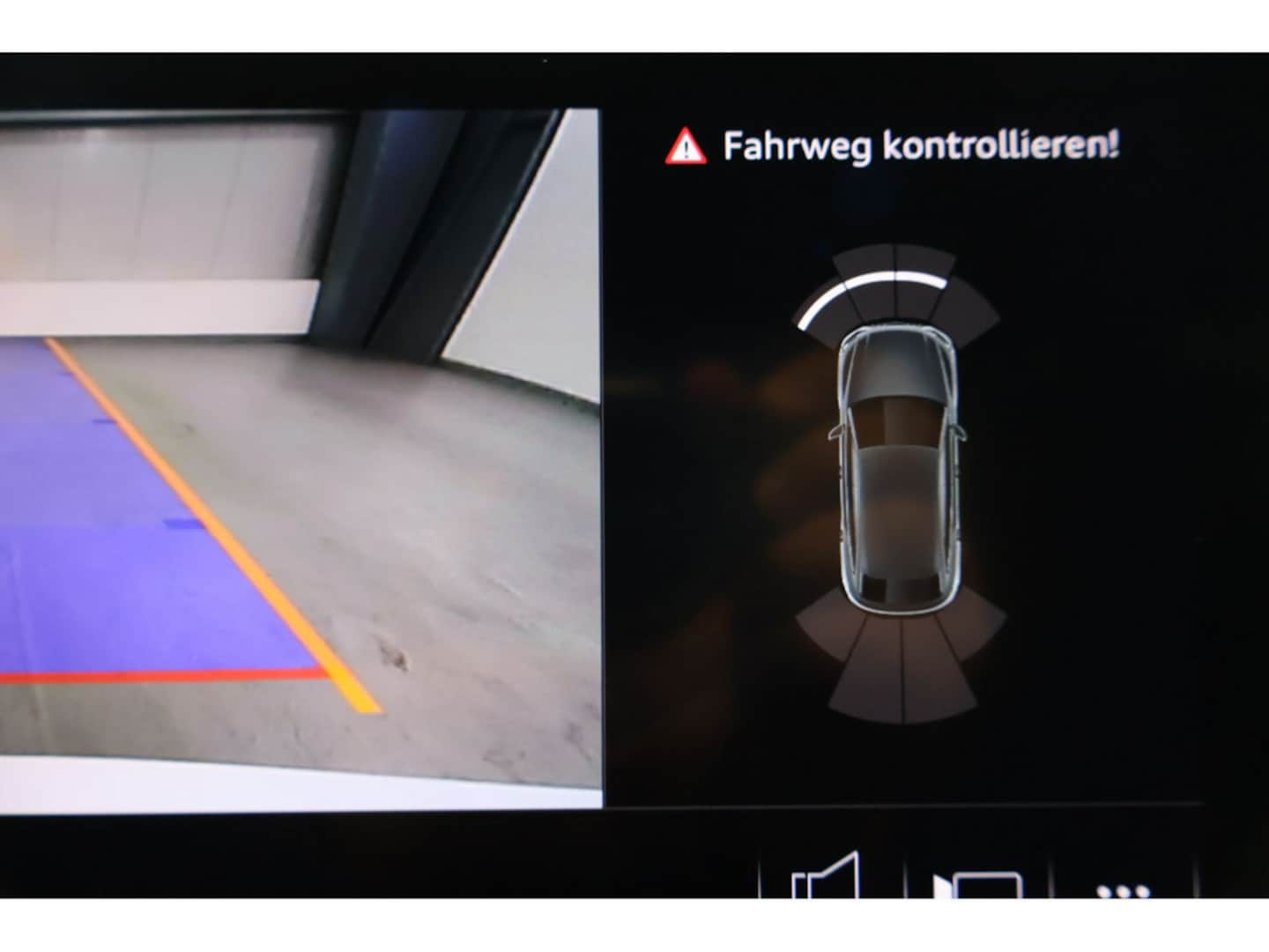 Bild über Audi Q5 Sportback 40 TDI quattro S tronic - für weitere Informationen kontaktieren Sie den Audi Partner