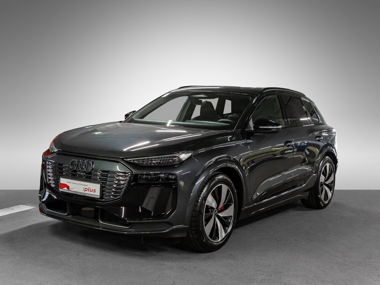 Image about Audi Q6 SUV e-tron e-tron quattro