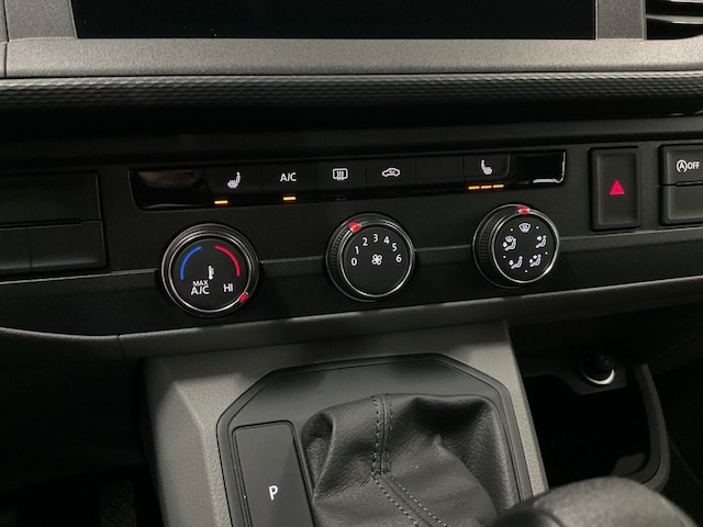 Volkswagen T6.1 Caravelle larger