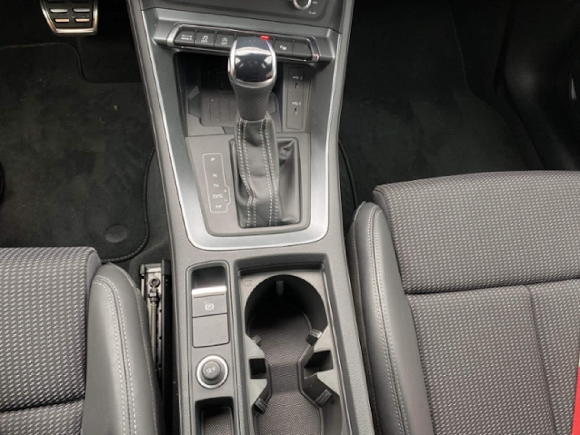 Audi Q3 Sportback S line