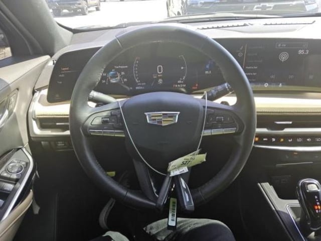 2025 Cadillac XT4