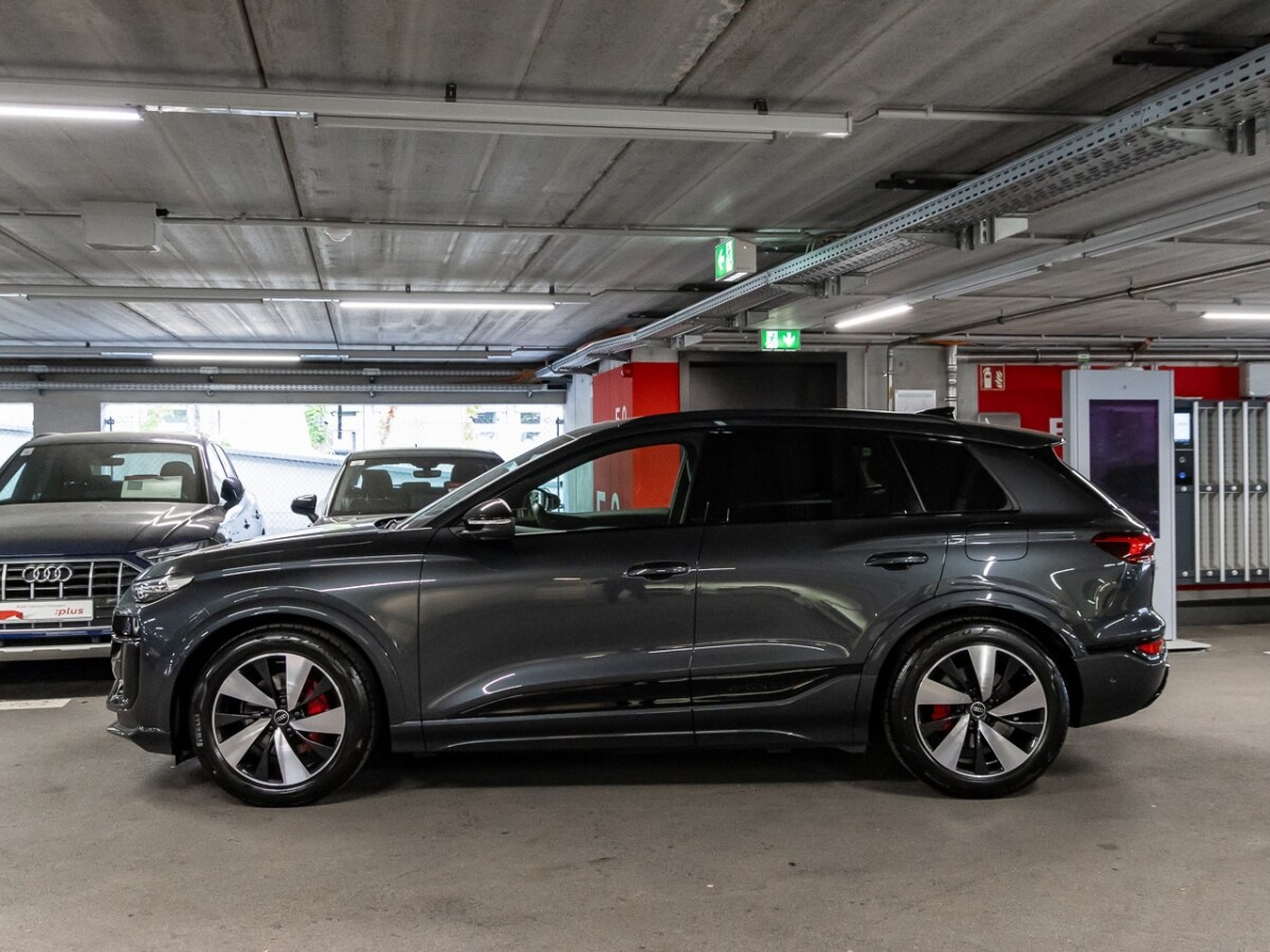 Image about Audi Q6 SUV e-tron e-tron quattro