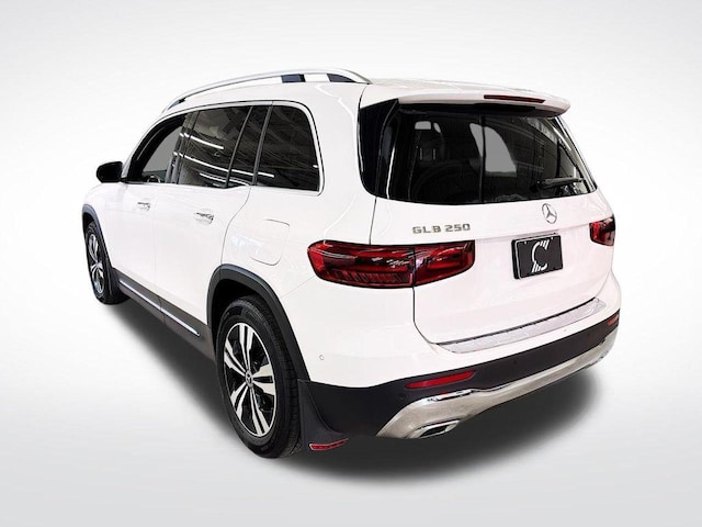 2025 Mercedes-Benz GLB 250