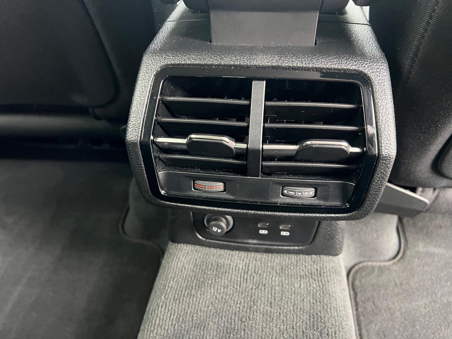 Bild über Audi Q3 TFSI 110 kW S tronic - für weitere Informationen kontaktieren Sie den Audi Partner