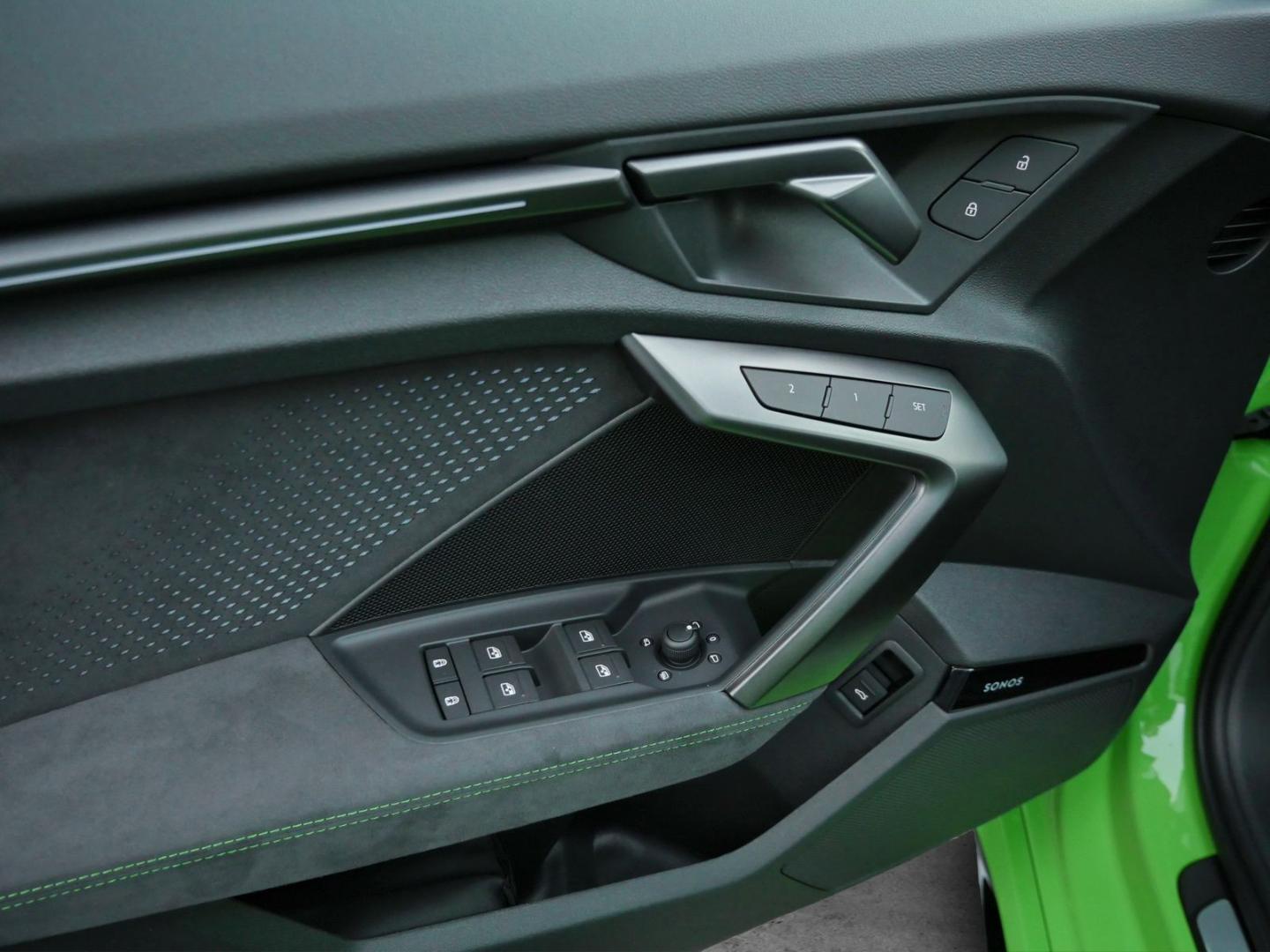 Image about Audi RS 3 Limousine TFSI quattro S tronic
