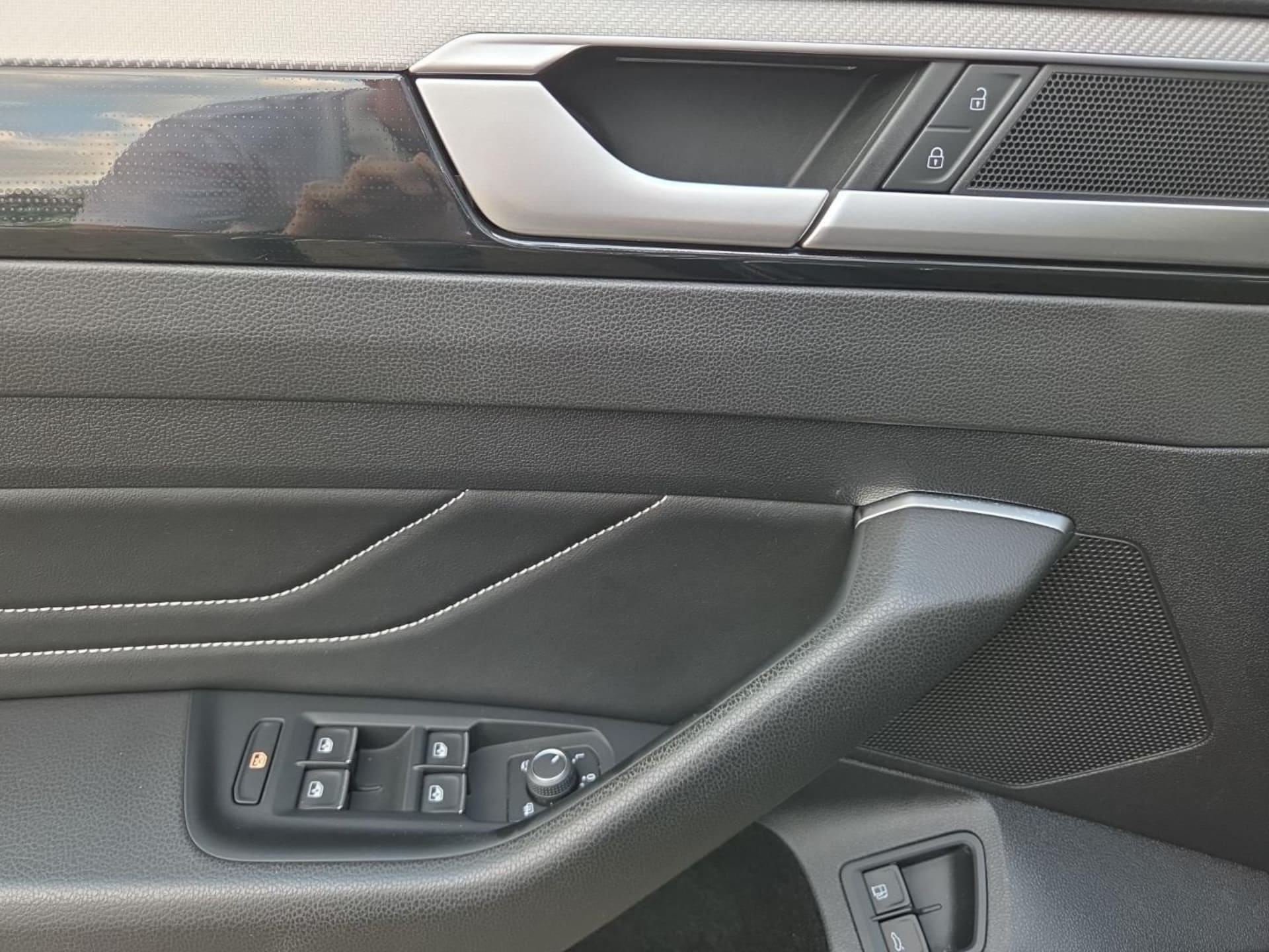 Volkswagen Arteon R-Line
