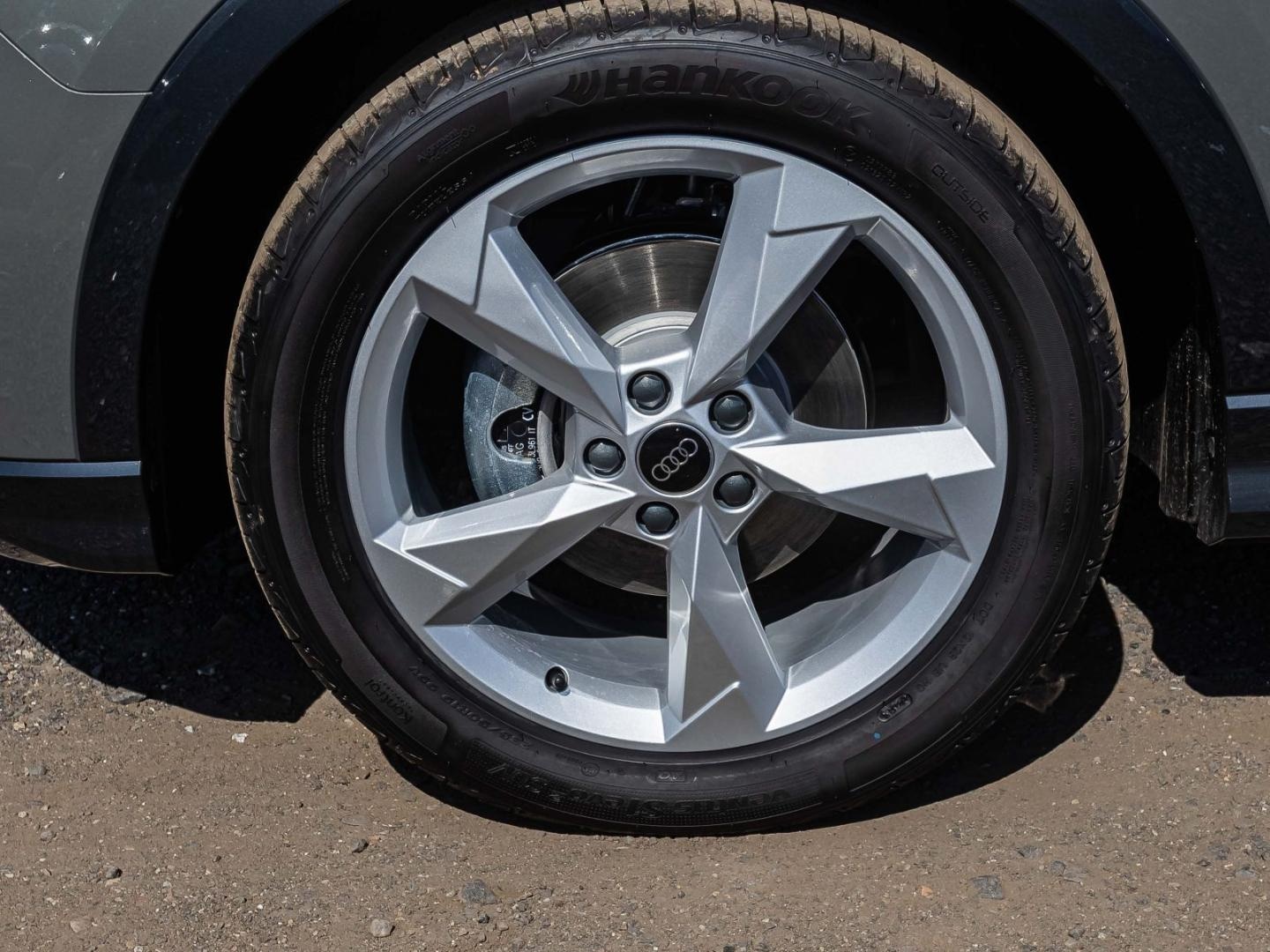 Bild über Audi Q3 TFSI 110 kW S tronic - für weitere Informationen kontaktieren Sie den Audi Partner