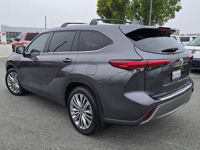 2023 Toyota Highlander
