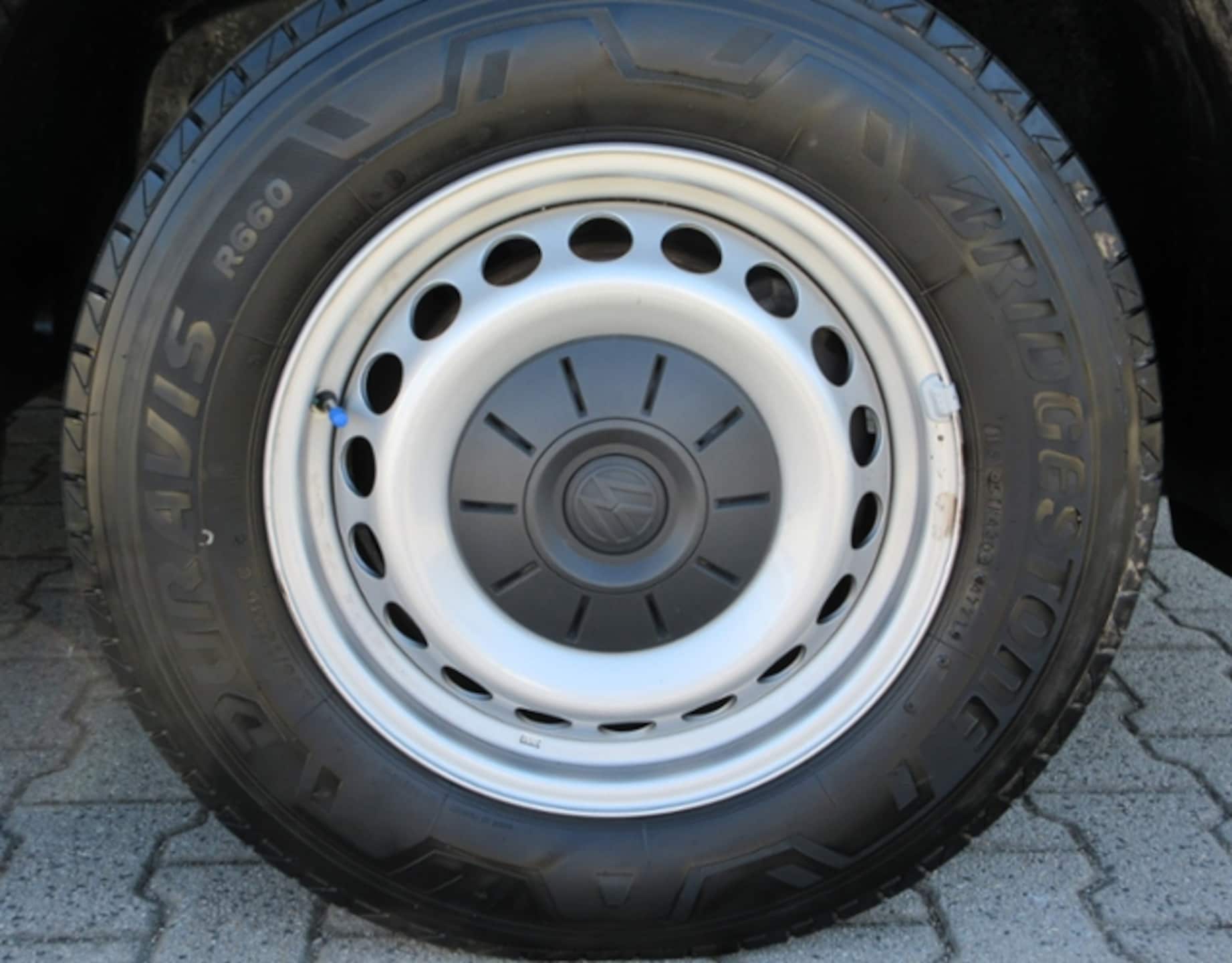 Volkswagen Crafter Kasten mittlerer Radstand