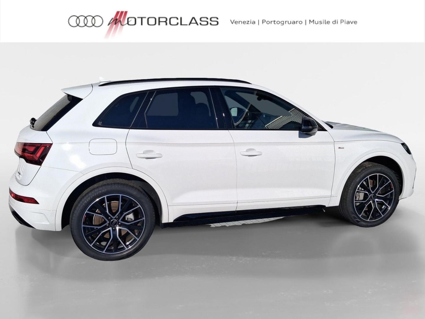 Immagine di Audi Q5 TFSI e S line plus 50 TFSI e quattro 220 kW (299 CV) S tronic - Vista: for more details contact your dealer