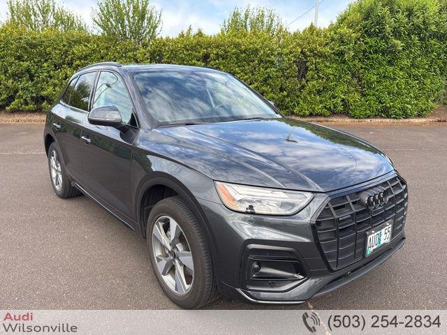 2024 Audi Q5 40 Premium Plus's photo
