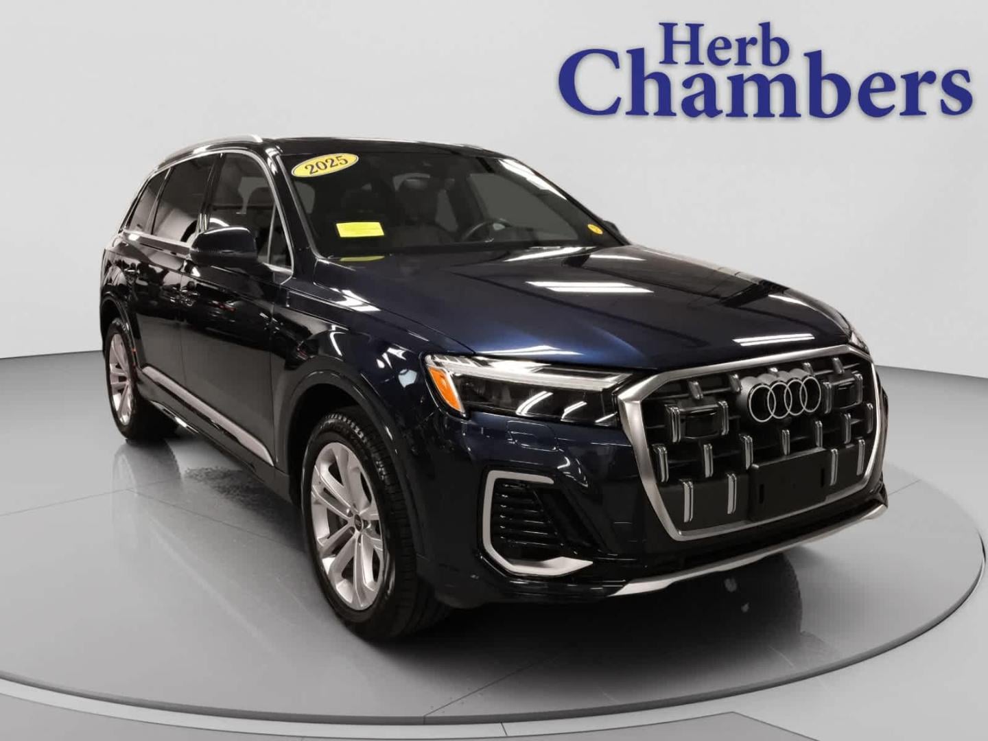 2025 Audi Q7 45 Premium Plus quattro Tiptronic's photo