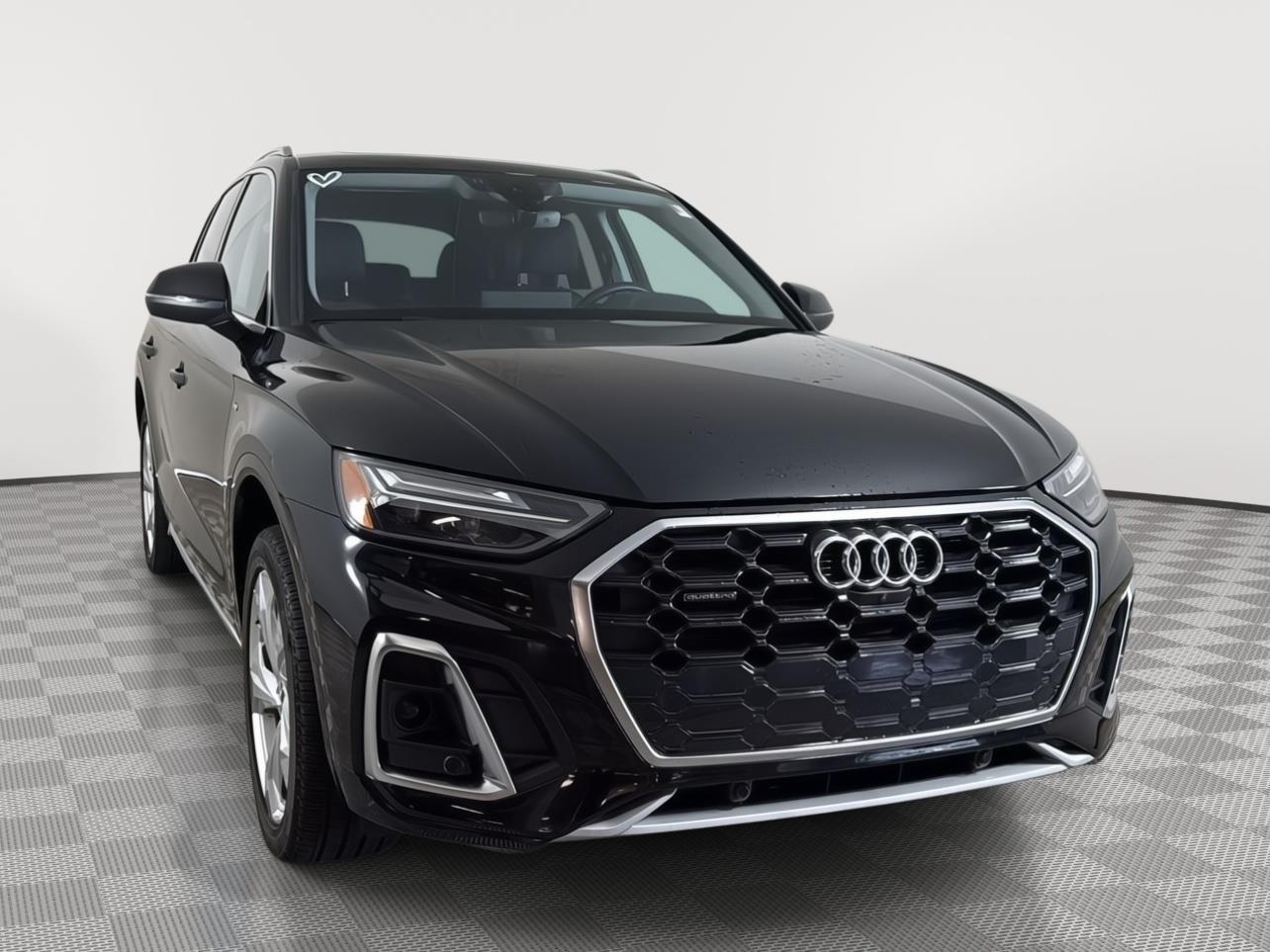 2023 Audi Q5 45 Premium Plus's photo