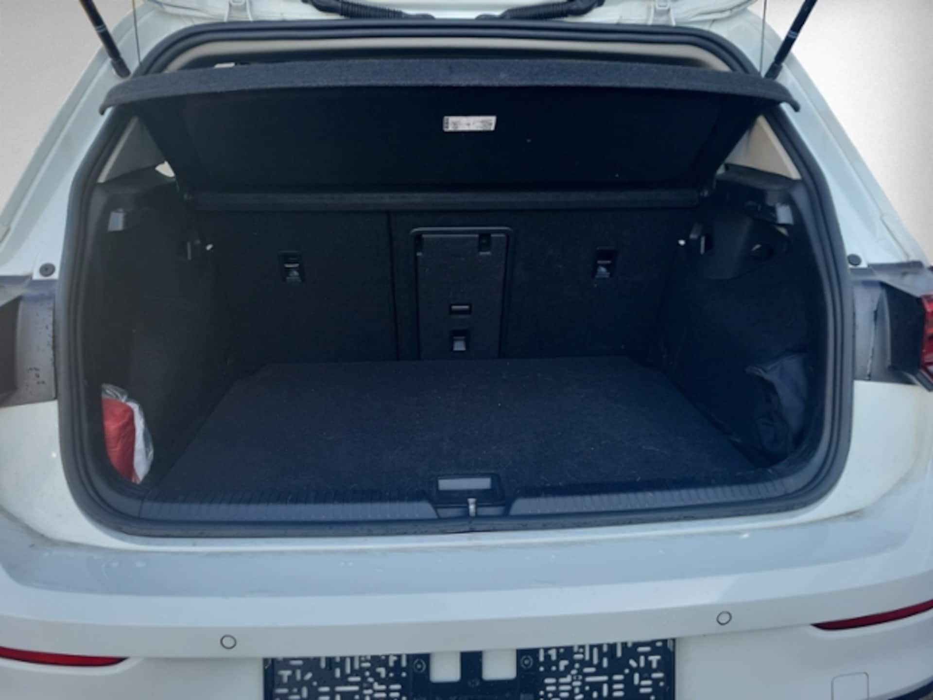 Volkswagen Golf Active