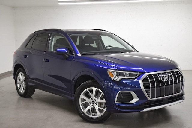 Image de {{modelName}} 2023 Audi Q3 SUV 