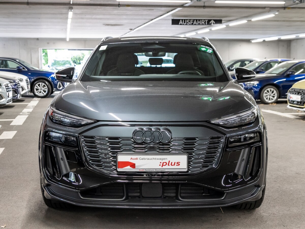 Image about Audi Q6 SUV e-tron e-tron quattro