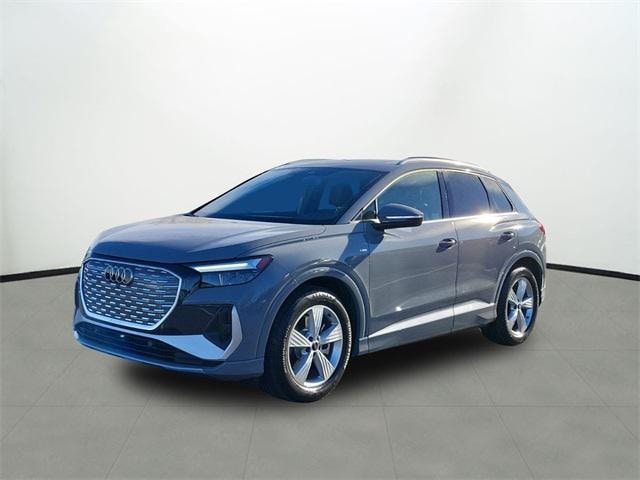 2026 Audi Q4 e-tron Premium's photo