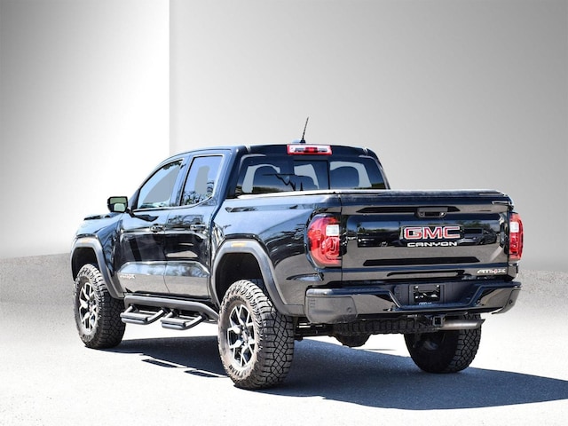 2024 GMC Canyon