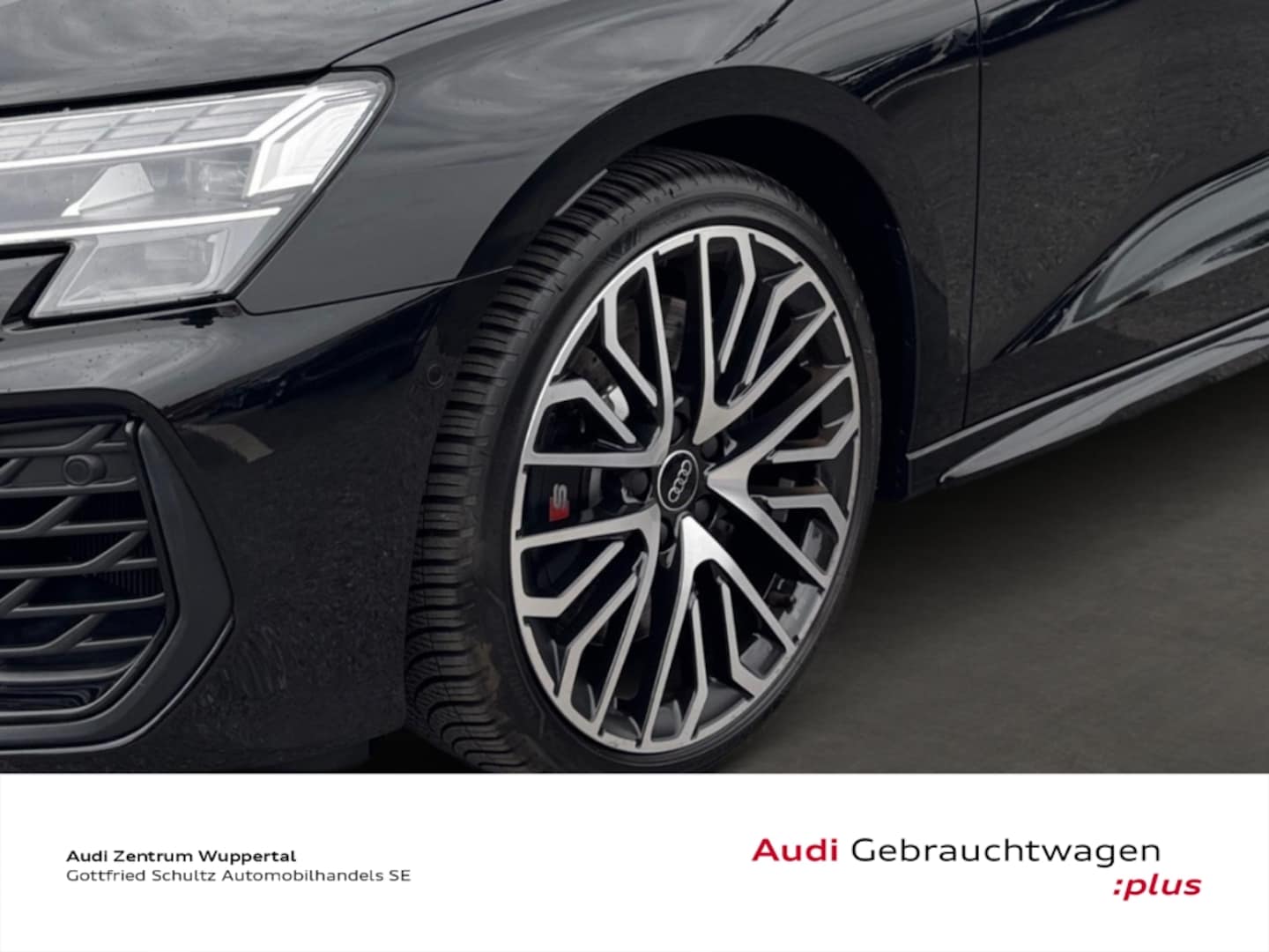 Bild über Audi S3 Sportback TFSI quattro S tronic - für weitere Informationen kontaktieren Sie den Audi Partner