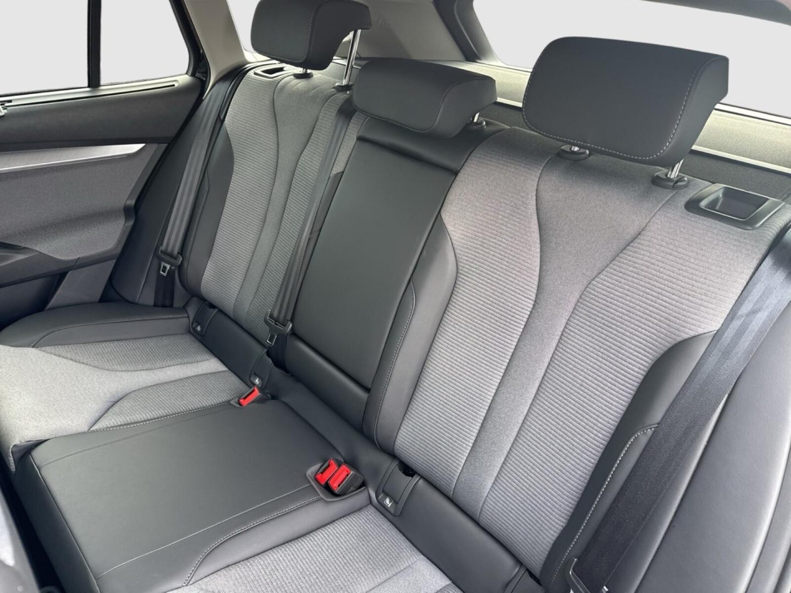 Škoda Enyaq – Bild 12