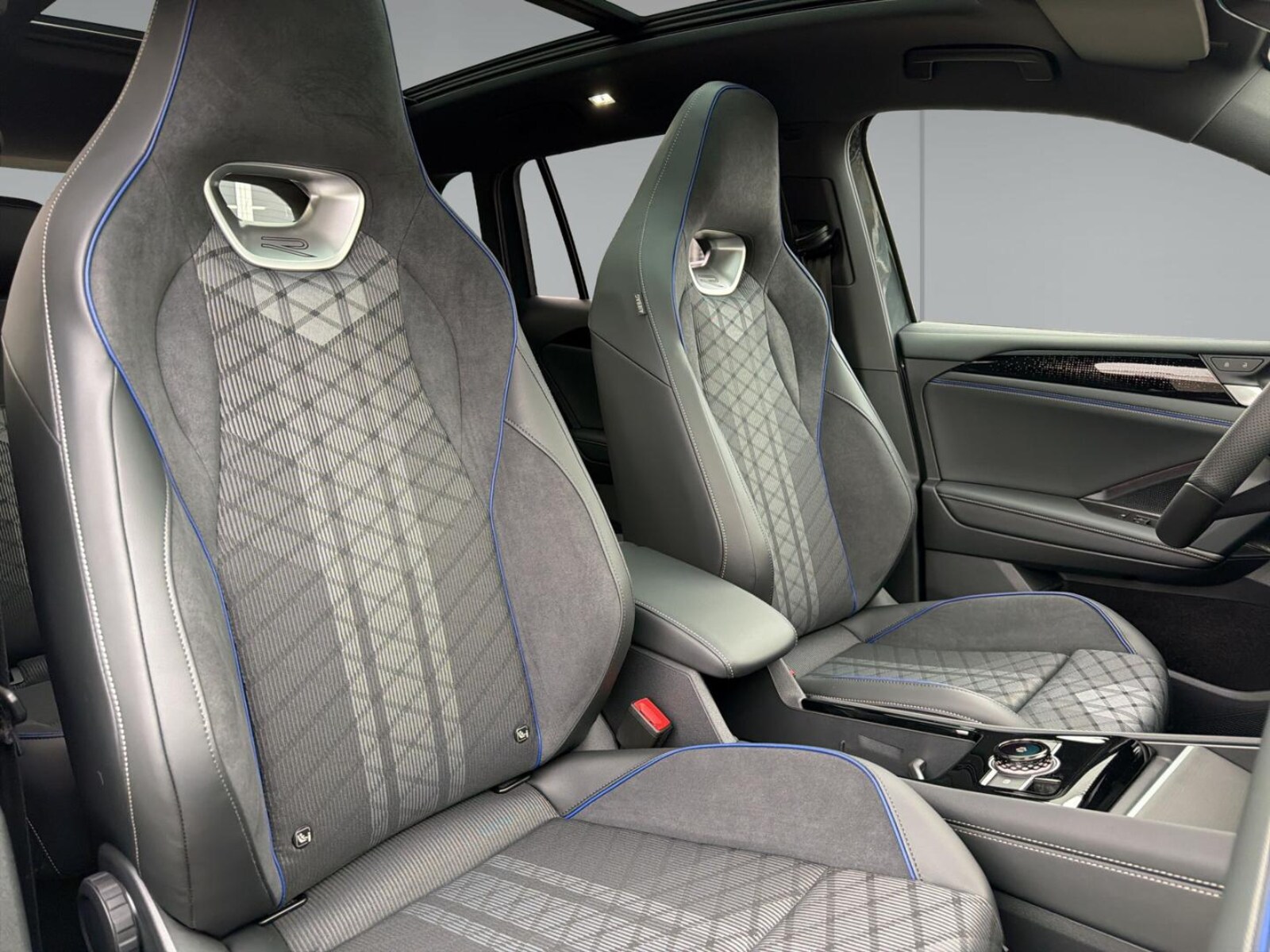 Volkswagen Tiguan – Bild 6