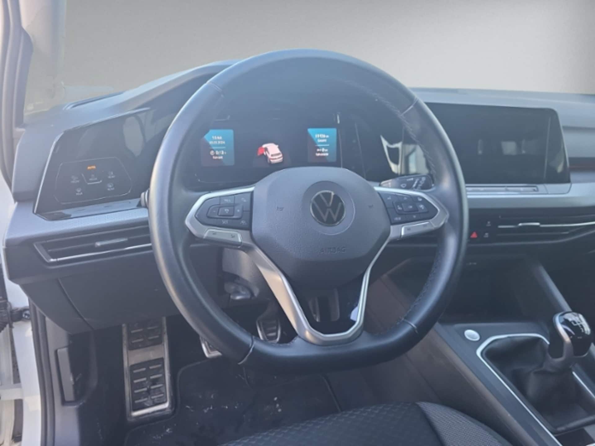 Volkswagen Golf Active