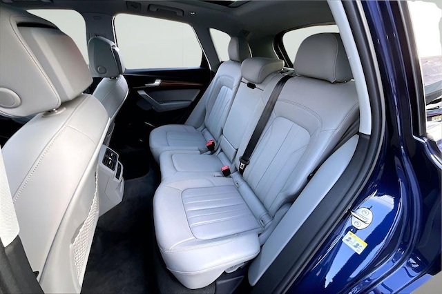 2023 Audi Q5 Premium - Photo 22