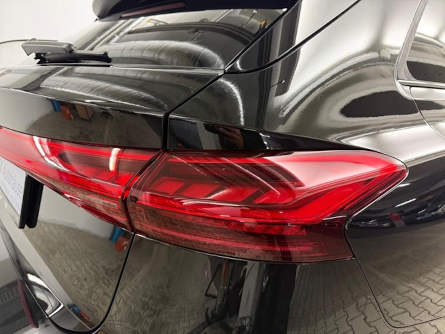 Bild über Audi A6 Avant e-tron e-tron performance - für weitere Informationen kontaktieren Sie den Audi Partner