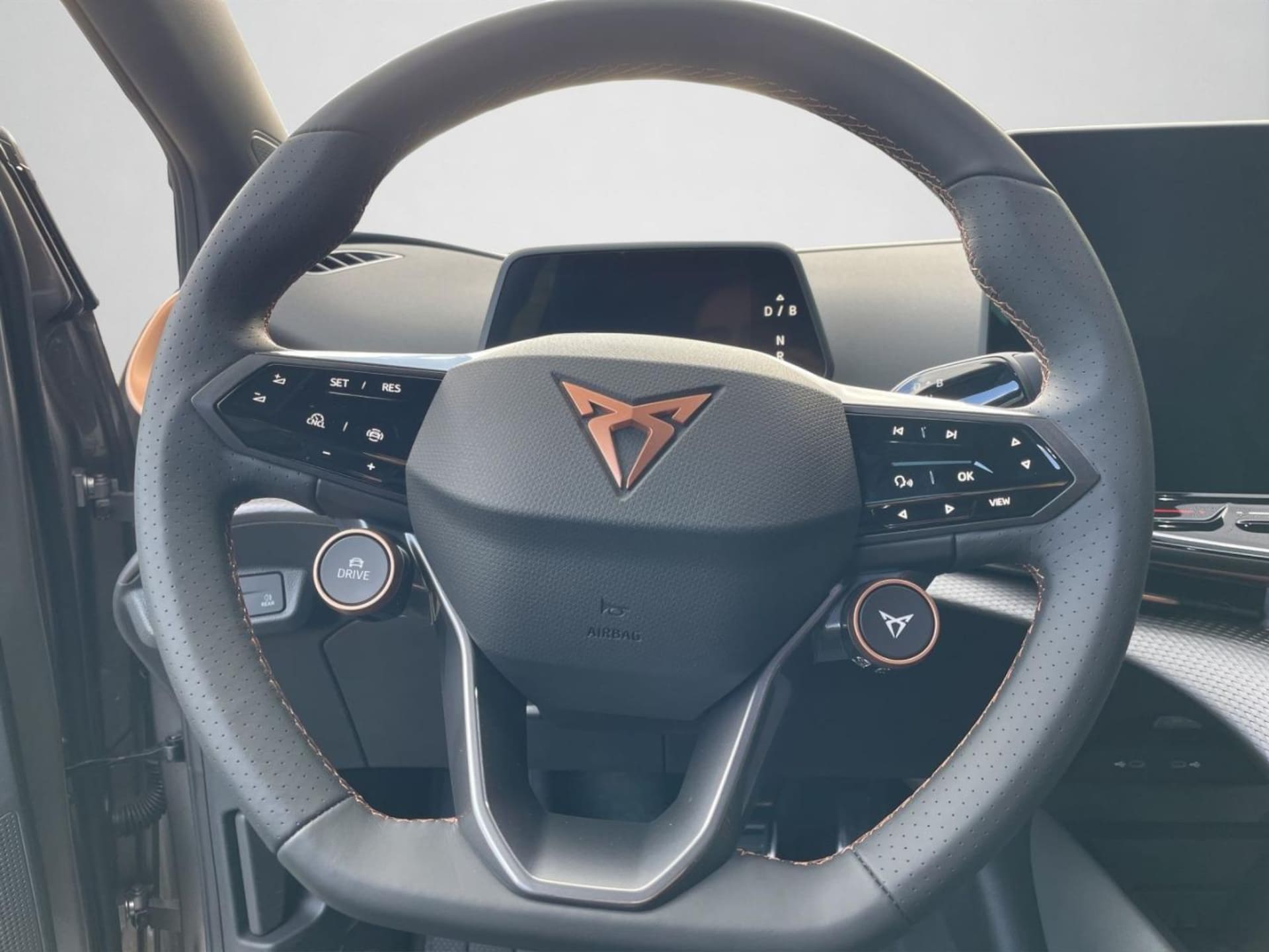 CUPRA Tavascan VZ